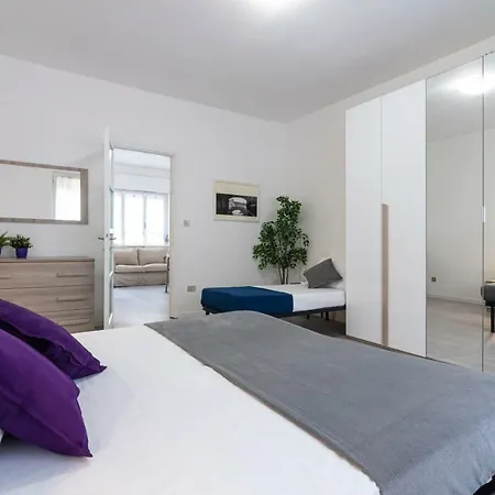 Nice Flat Near The City Center 아파트 밀라노